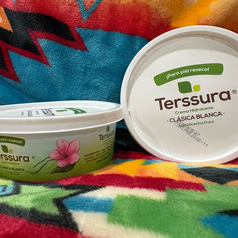 White Hydrating Cream